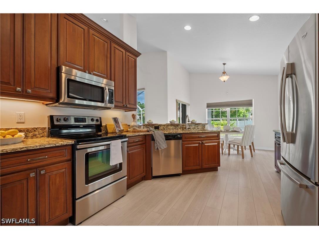96 Glen Eagle Circle Naples FL 34104 226021915 image4
