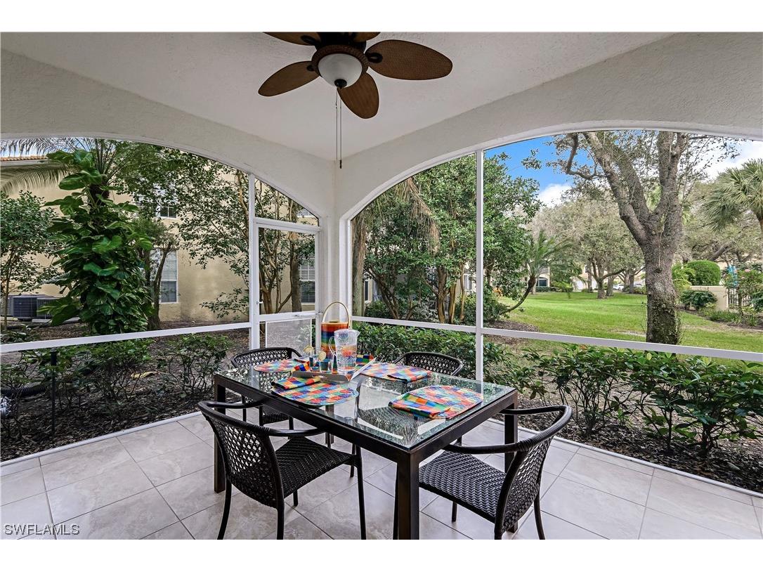 96 Silver Oaks Circle #1101 Naples FL 34119 224006455 image1