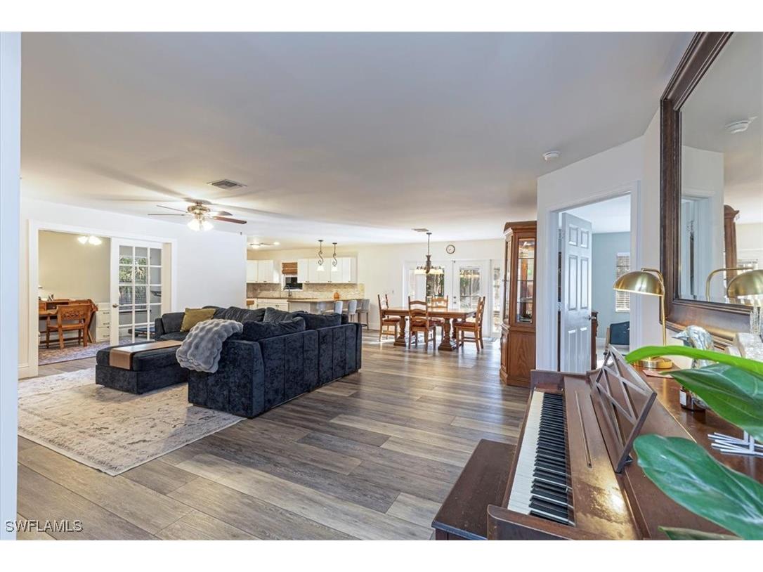 960 21st Street SW Naples FL 34117 225081034 image6