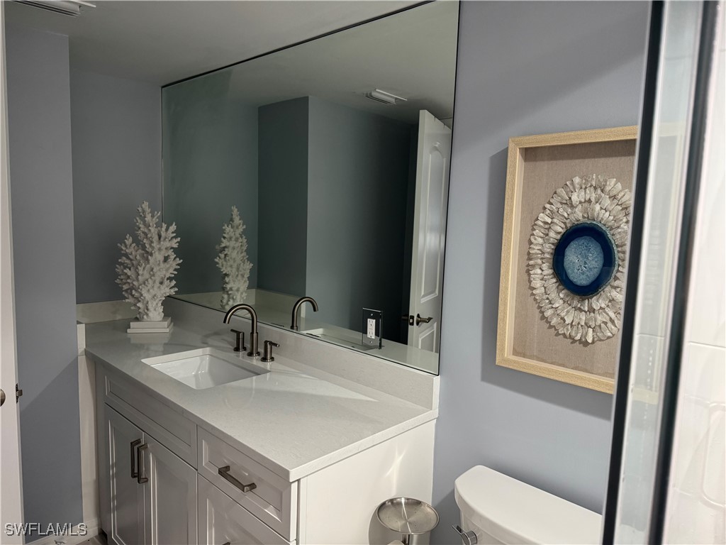 960 7th Street S #103 Naples FL 34102 225084421 image12