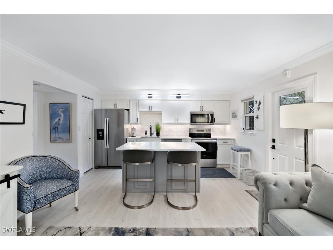 960 7th Street S #105 Naples FL 34102 226001758 image5