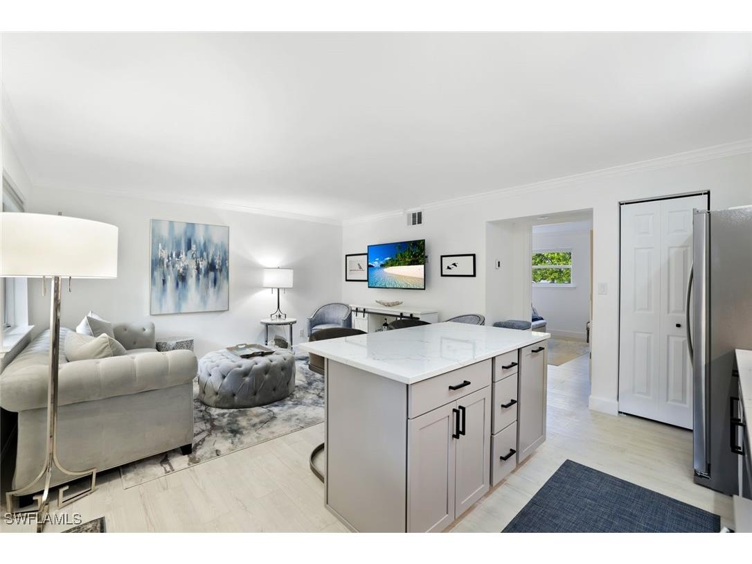 960 7th Street S #105 Naples FL 34102 226001758 image8