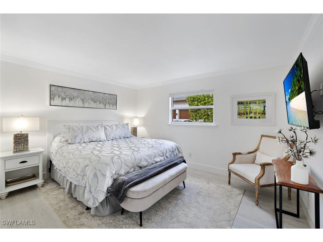 960 7th Street S #105 Naples FL 34102 226001758 image9