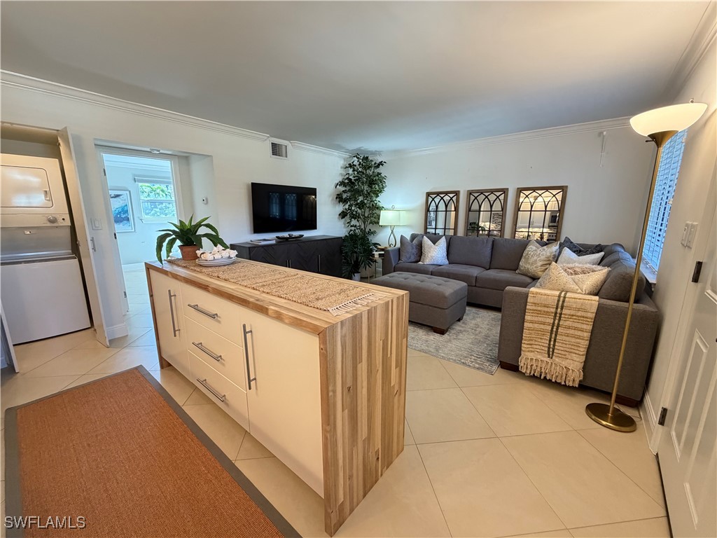 960 7th Street S #202 Naples FL 34102 225079140 image16