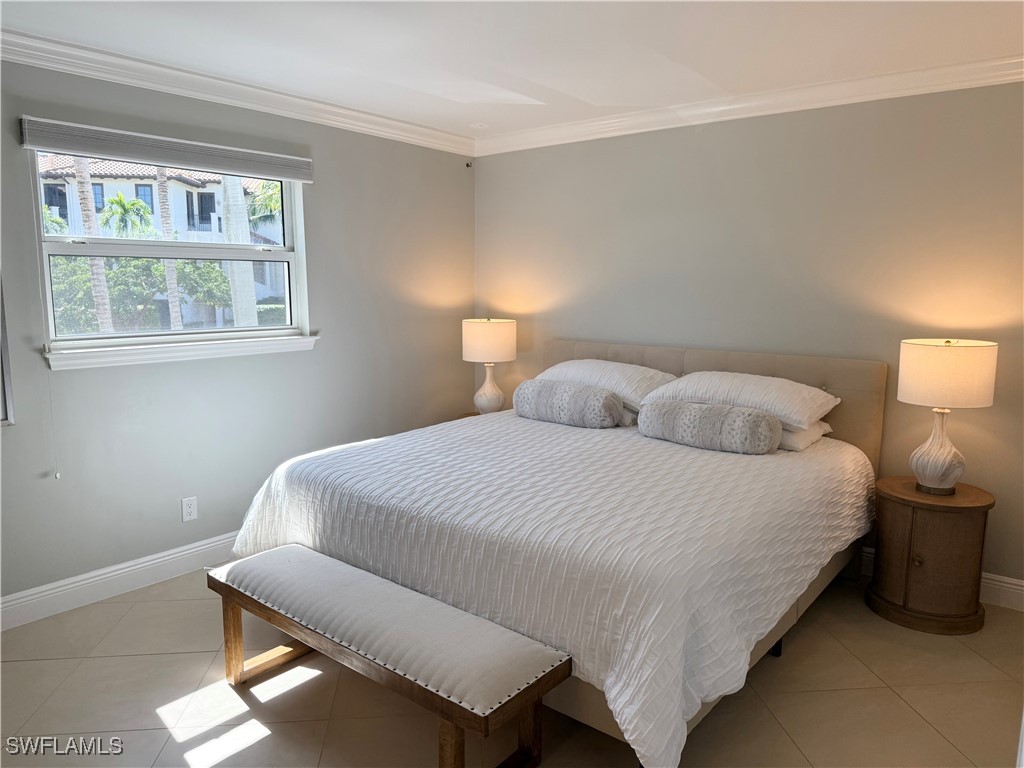 960 7th Street S #202 Naples FL 34102 226005231 image5