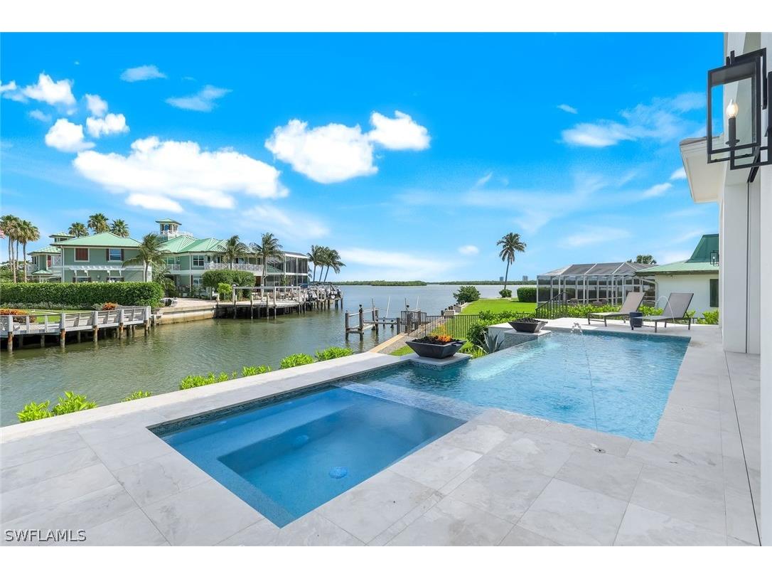 960 Iris Court Marco Island FL 34145 226009726 image3
