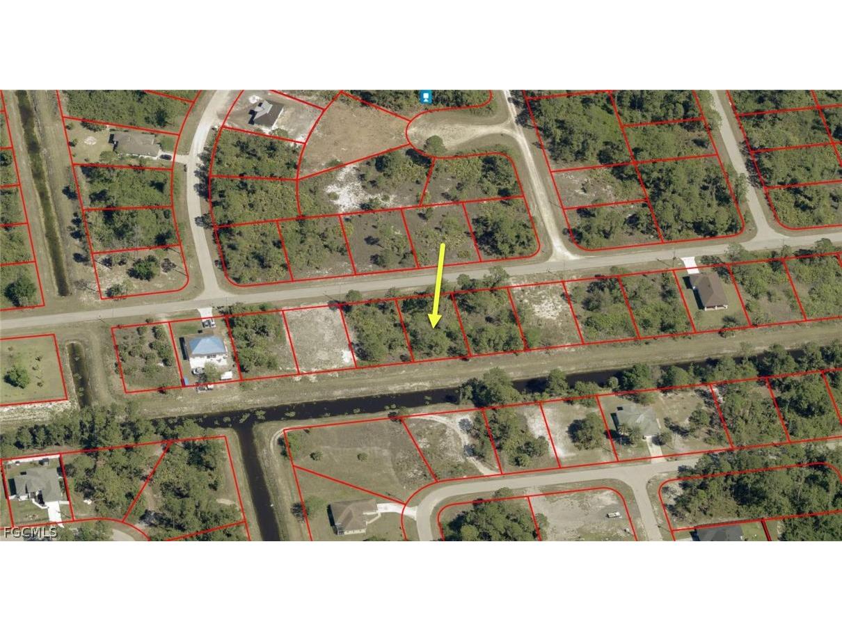 960 Lakeside Drive Lehigh Acres FL 33974 2026008103 image4