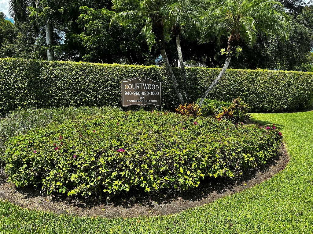 960 Palm View Drive #111 Naples FL 34110 225021526 image1