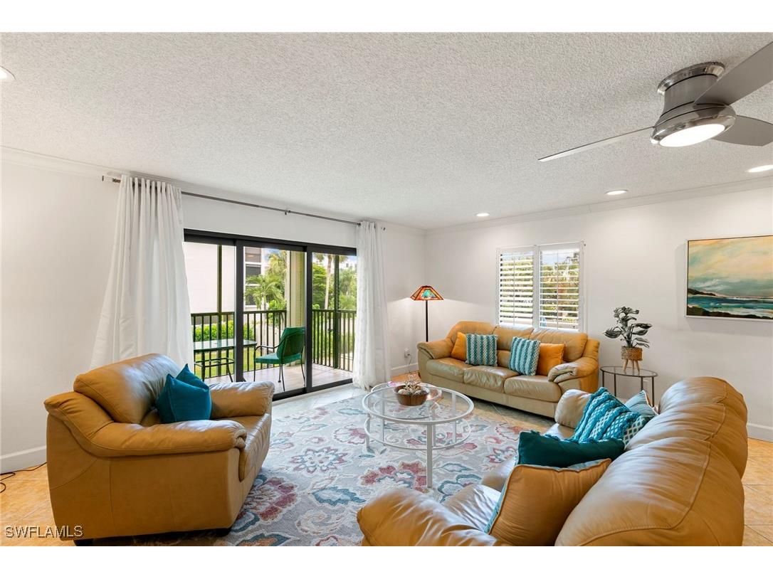 960 Swallow Avenue #203 Marco Island FL 34145 226004245 image4