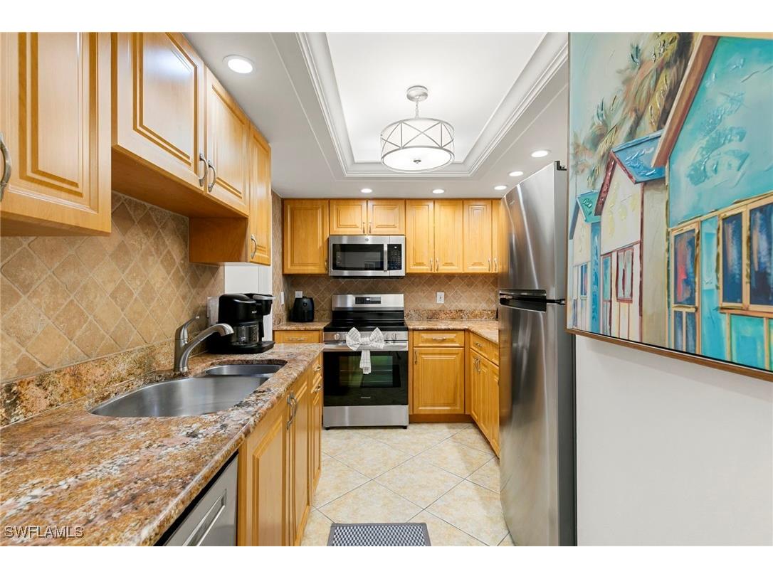 960 Swallow Avenue #203 Marco Island FL 34145 226004245 image9