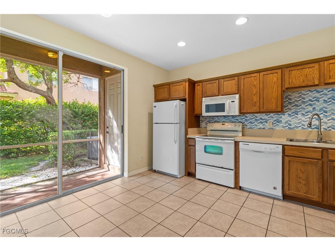 9602 Roundstone Circle Fort Myers FL 33967 2025017765 image11