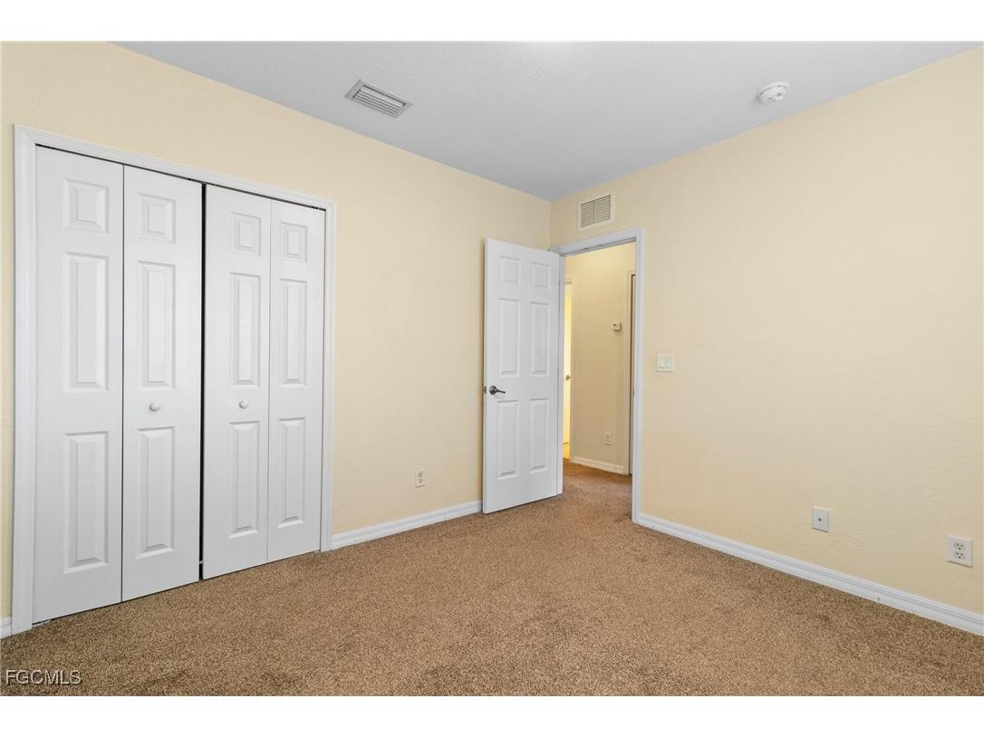 9602 Roundstone Circle Fort Myers FL 33967 2025017765 image21