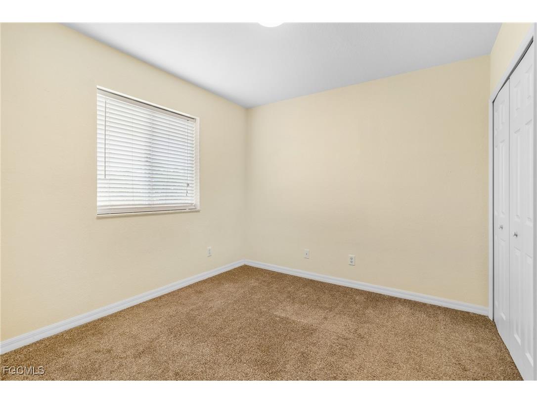 9602 Roundstone Circle Fort Myers FL 33967 2025017765 image22