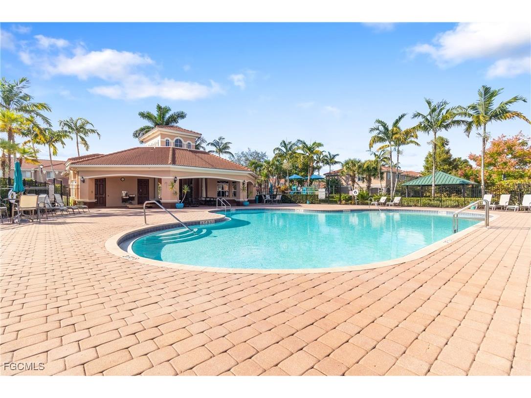 9602 Roundstone Circle Fort Myers FL 33967 2025017765 image32