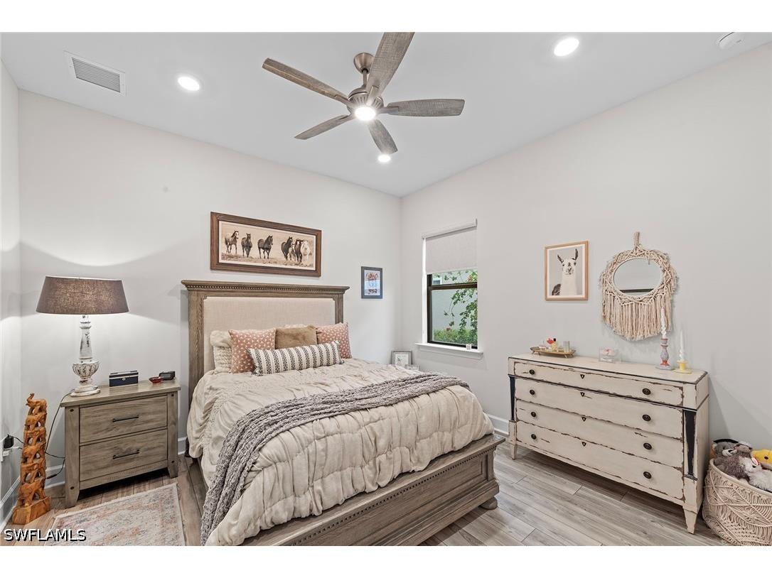 9607 Everglades Drive Naples FL 34120 226014754 image21