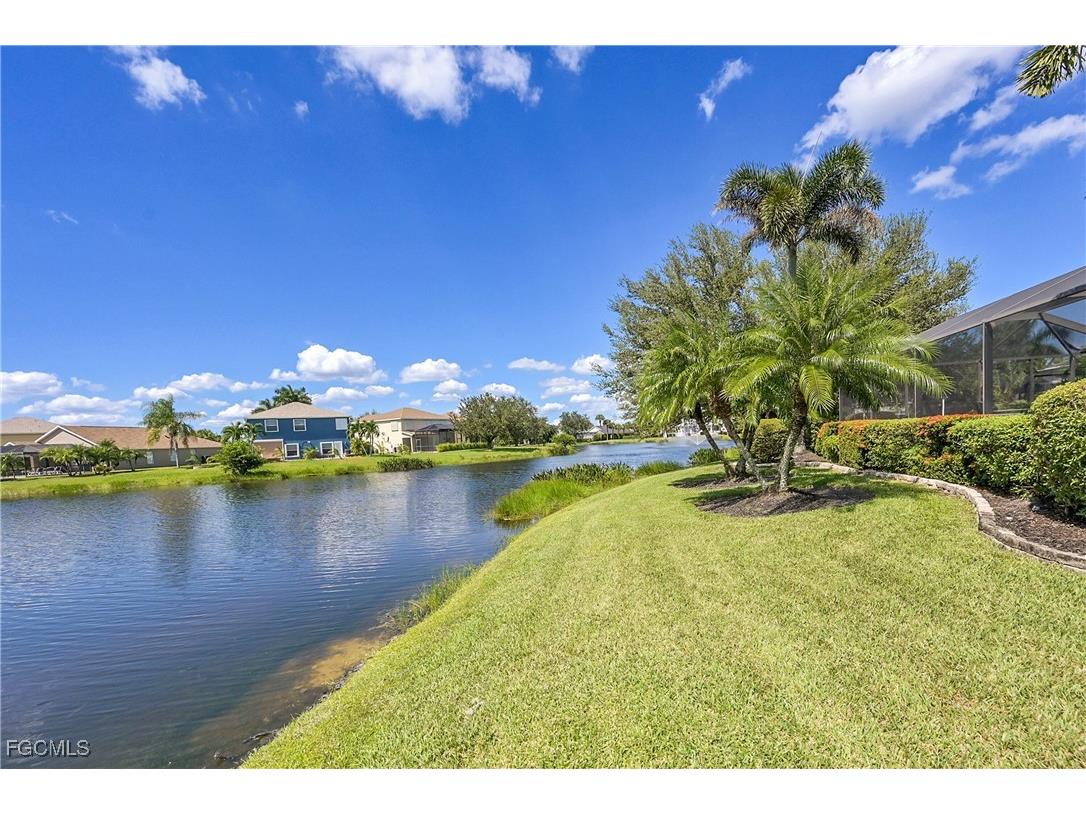 9609 Gladiolus Blossom Court Fort Myers FL 33908 2025015510 image34