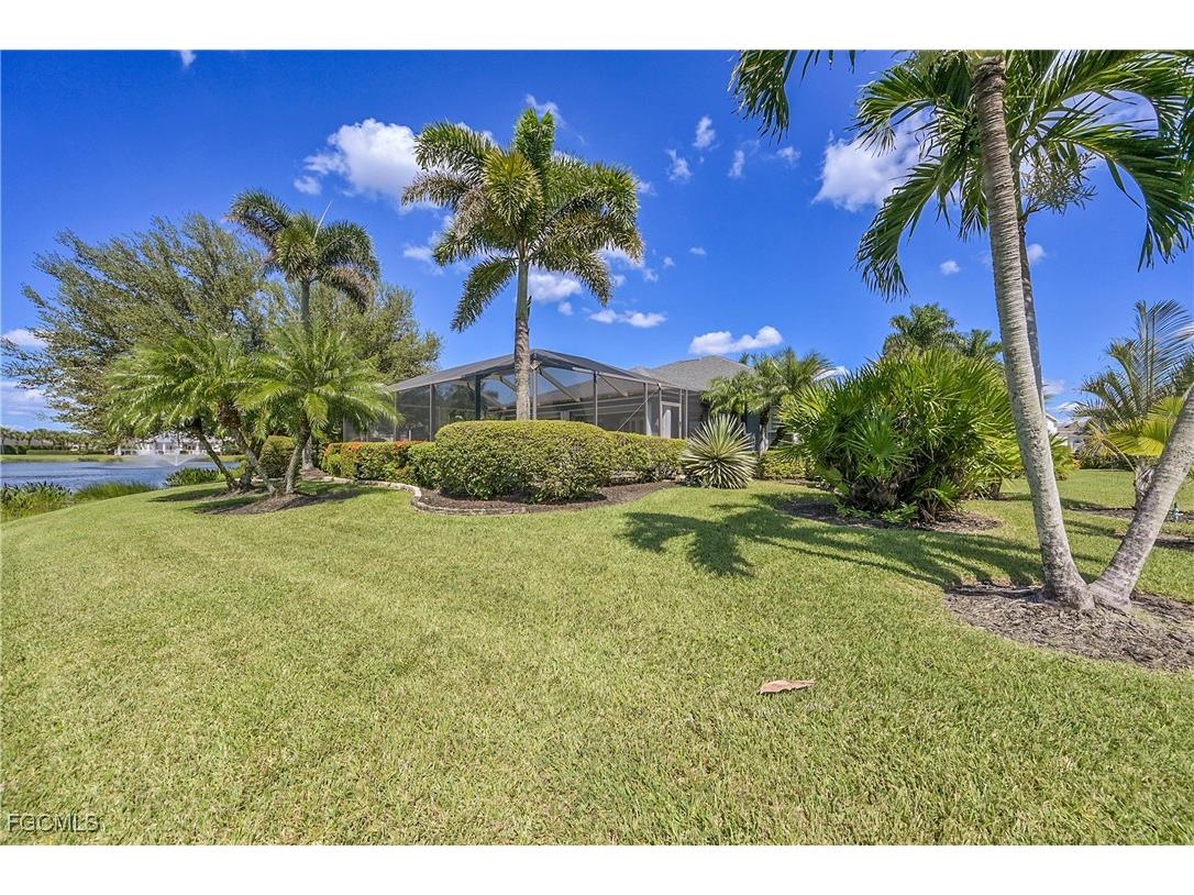 9609 Gladiolus Blossom Court Fort Myers FL 33908 2025015510 image35
