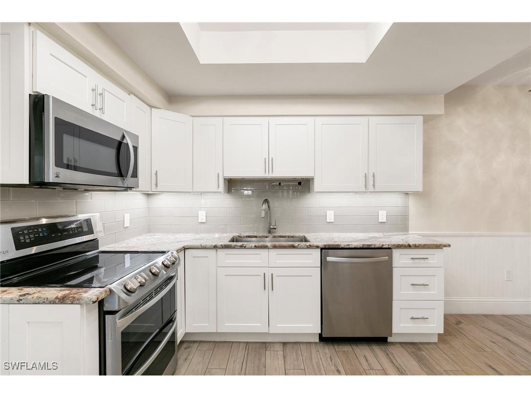 961 Collier Court #107 Marco Island FL 34145 225074874 image5