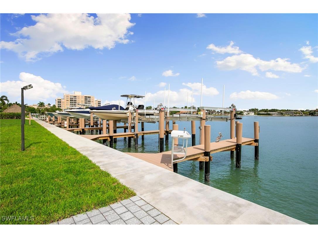 961 Collier Court #108 Marco Island FL 34145 225077201 image40