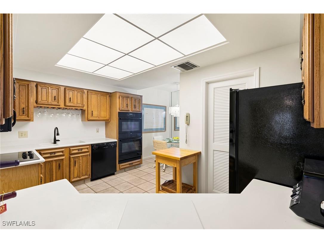 961 Collier Court #108 Marco Island FL 34145 225077201 image5