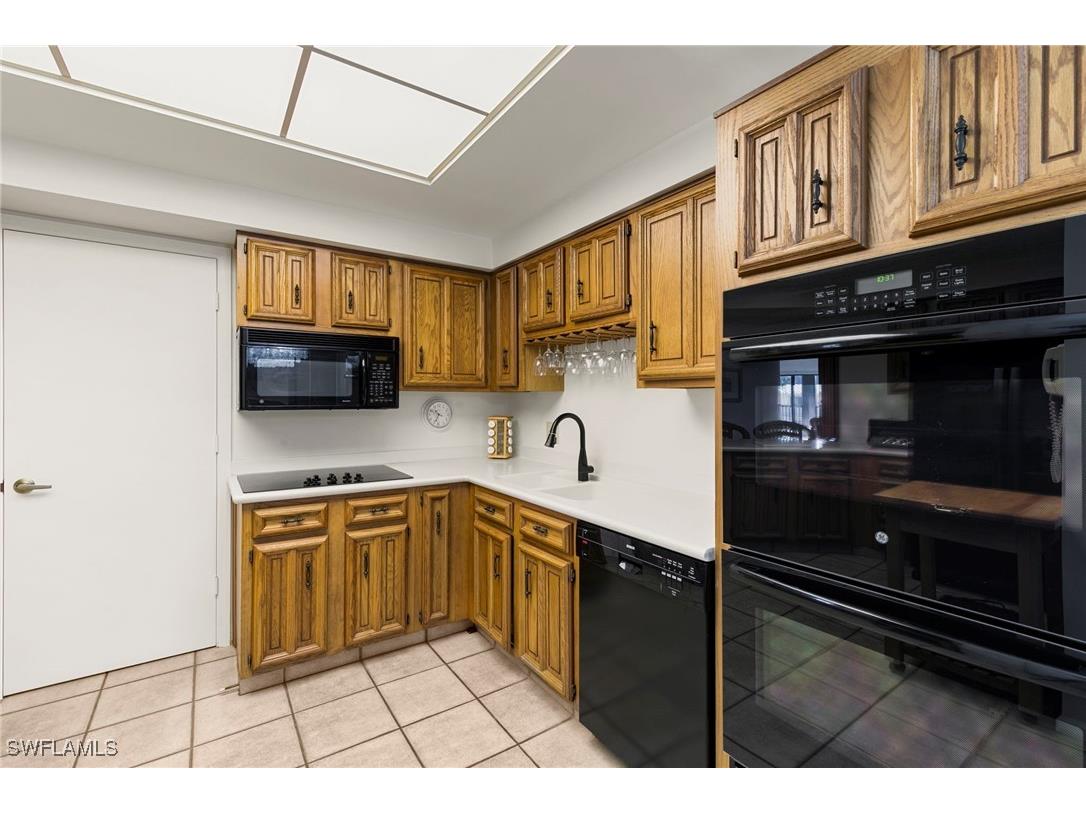 961 Collier Court #108 Marco Island FL 34145 225077201 image9