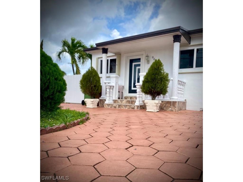 961 E 45 Street Hialeah FL 33013 224003970 image1