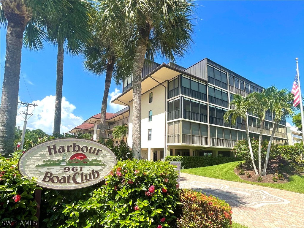 961 Swallow Avenue #PH 301-B Marco Island FL 34145 222055181 image1