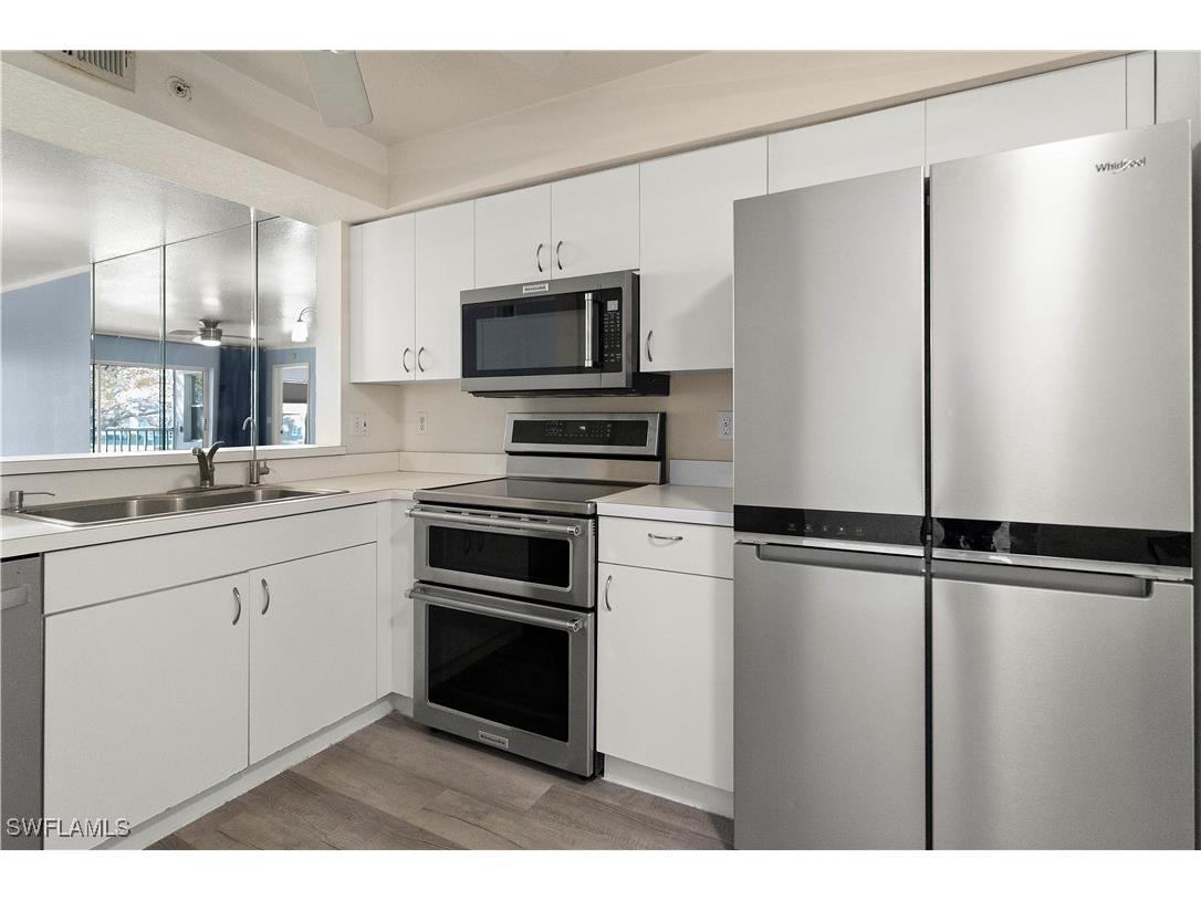 9610 Victoria Lane #D202 Naples FL 34109 225081549 image5