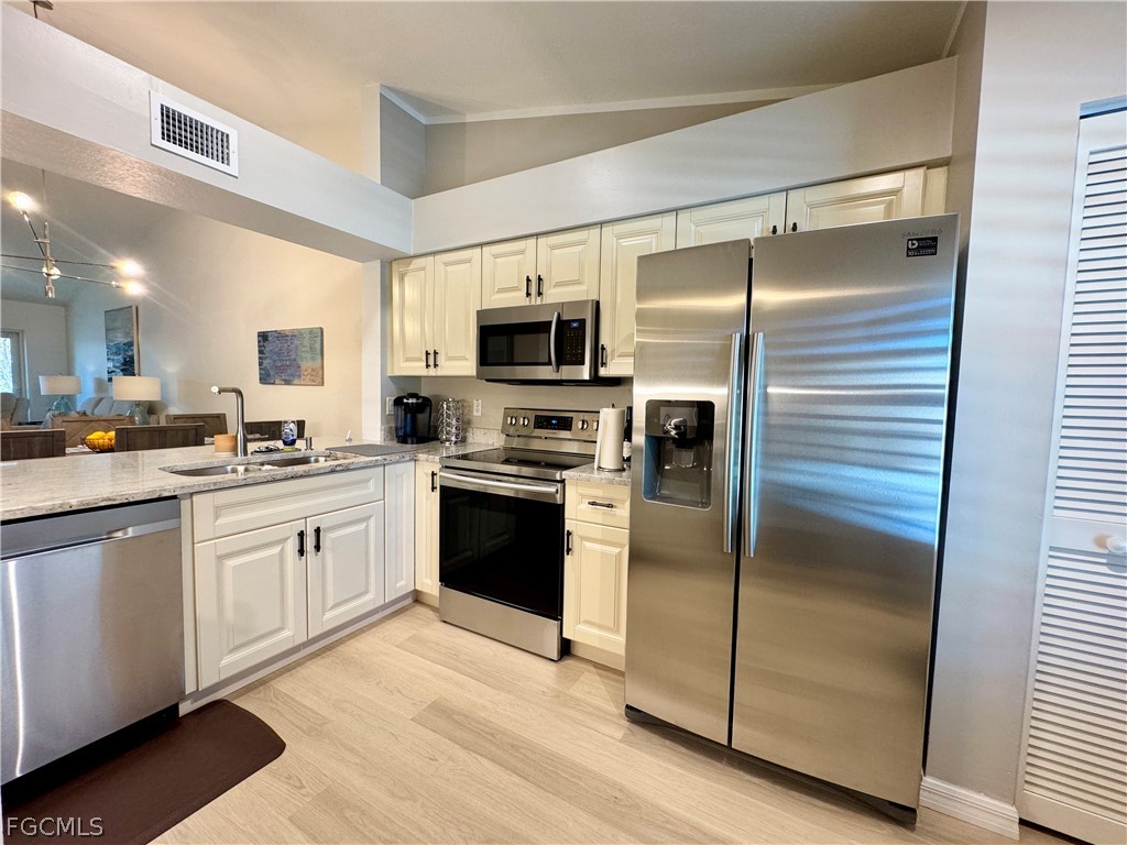 9610 Victoria Lane #D302 Naples FL 34109 2026010453 image10