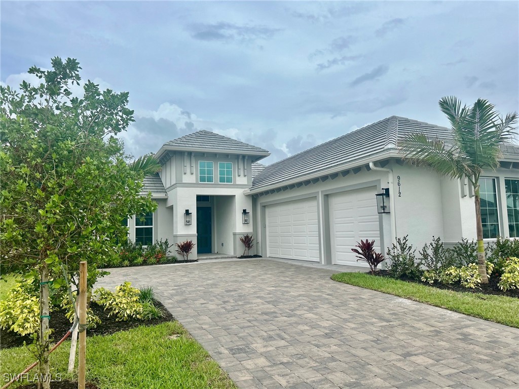 9612 Moonflower Lane Naples FL 34114 224064825 image1