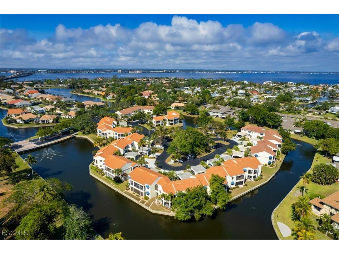 9615 Halyards Court #22 Fort Myers FL 33919 2025002683 image1