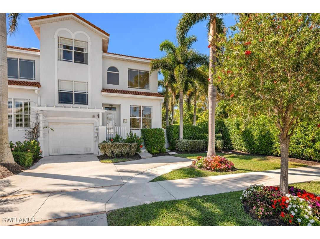 962 5th Street S #5 Naples FL 34102 225021789 image1