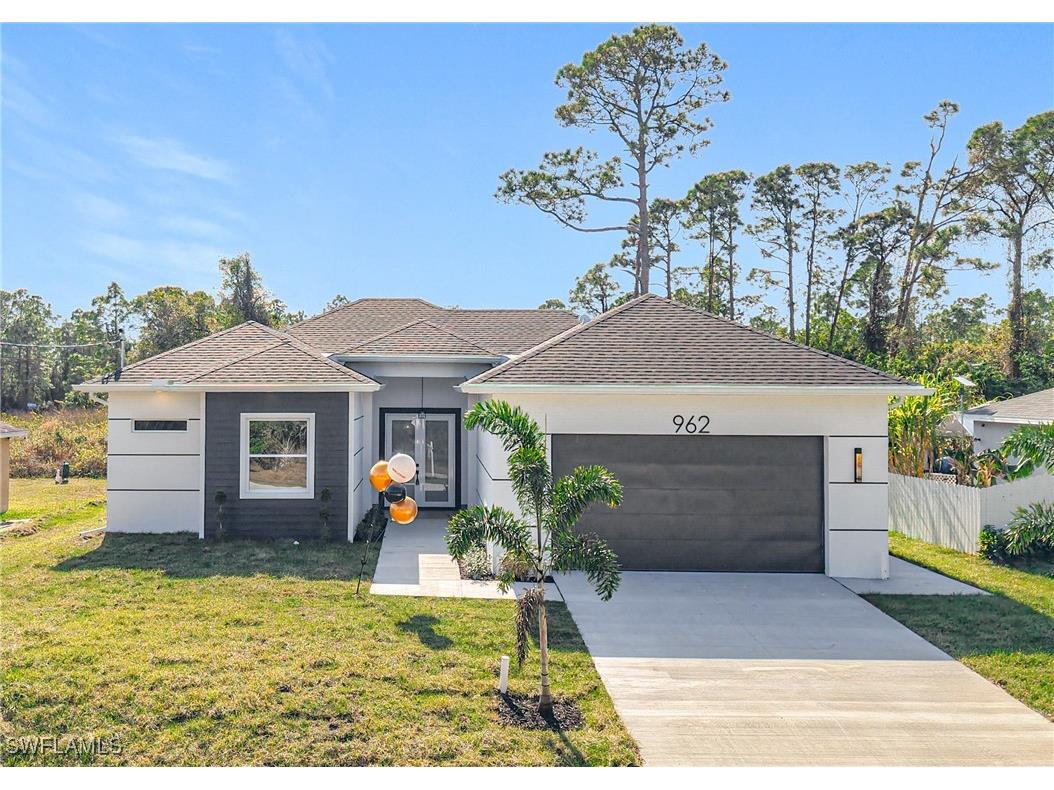 962 Iris Street E Lehigh Acres FL 33974 224095013 image1