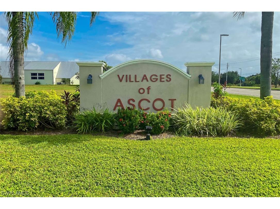 9623 Eaton Gardens Lane #104 Fort Myers FL 33919 223078712 image1