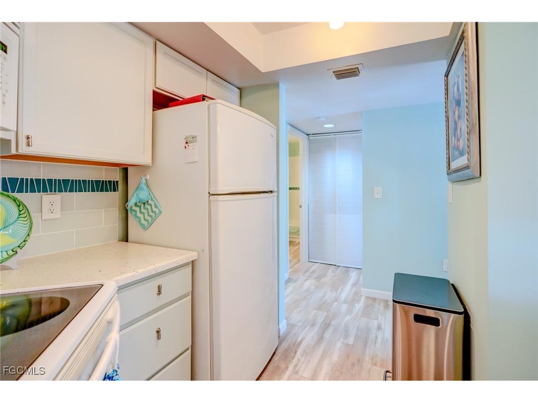 9623 Eaton Gardens Lane #201 Fort Myers FL 33919 2026003380 image20
