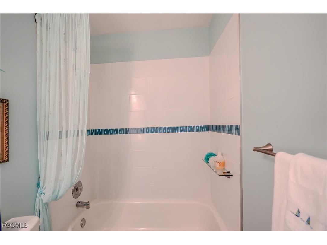 9623 Eaton Gardens Lane #201 Fort Myers FL 33919 2026003380 image35