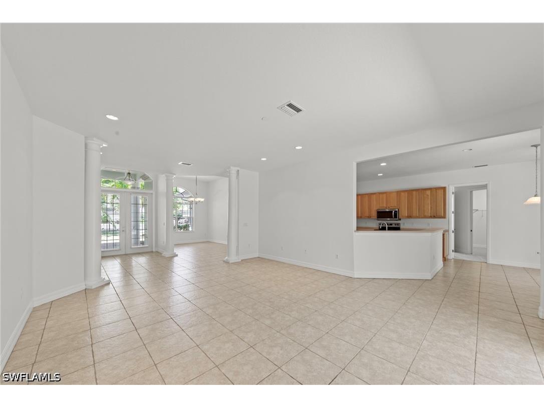 9623 Springlake Circle Estero FL 33928 226013358 image12