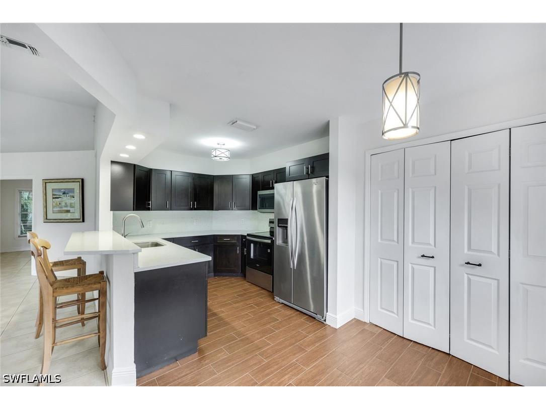 9624 Crescent Garden Drive #201 Naples FL 34109 226023619 image4