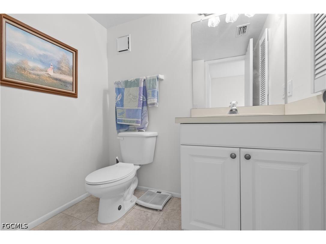 9627 Eaton Gardens Lane #101 Fort Myers FL 33919 2026018462 image18