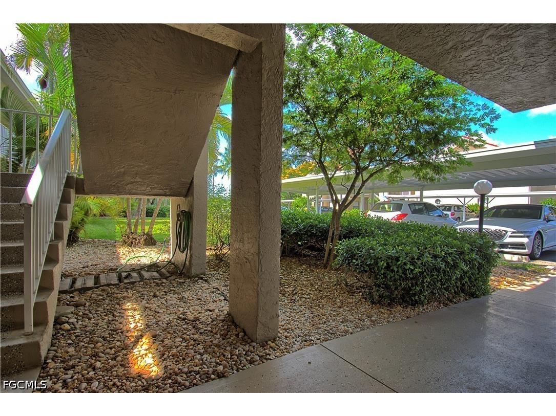 9627 Eaton Gardens Lane #101 Fort Myers FL 33919 2026018462 image20