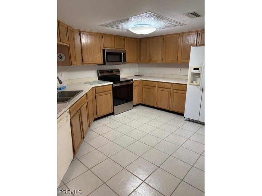 9627 Eaton Gardens Lane #105 Fort Myers FL 33919 2026008710 image14