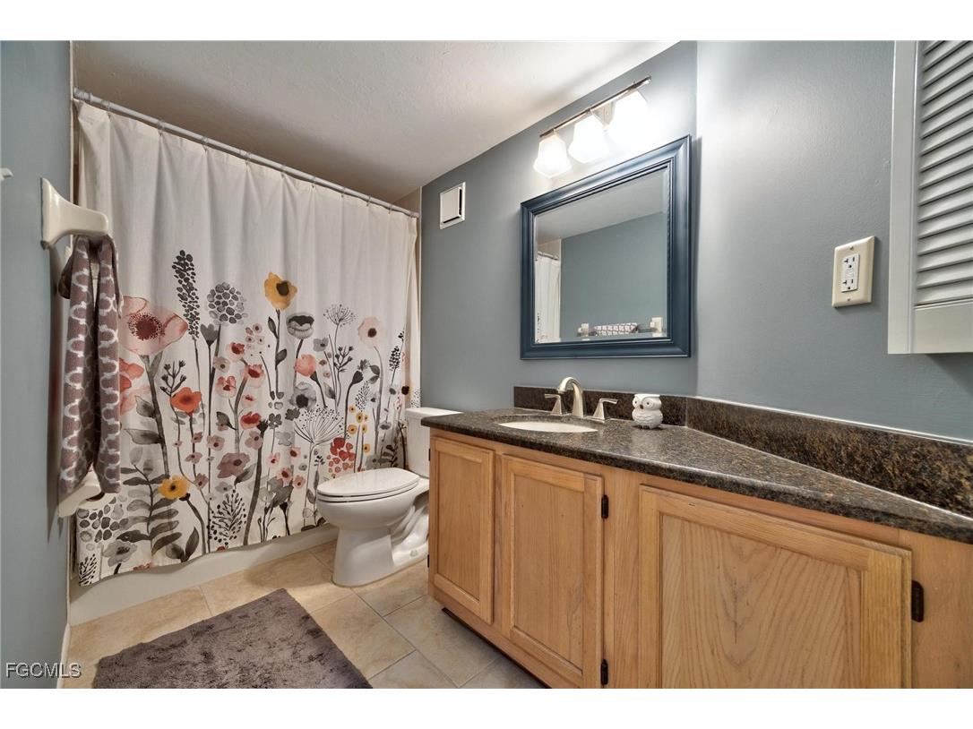 9627 Eaton Gardens Lane #204 Fort Myers FL 33919 2025017480 image17