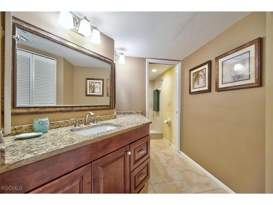 9627 Eaton Gardens Lane #204 Fort Myers FL 33919 2025017480 image18