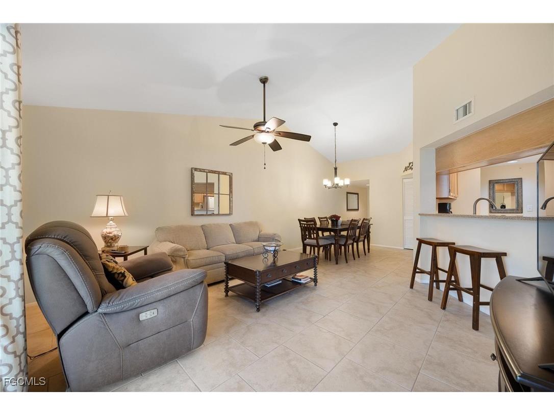 9627 Eaton Gardens Lane #204 Fort Myers FL 33919 2025017480 image2