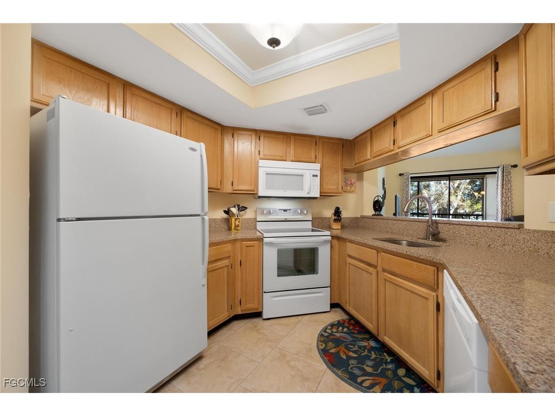 9627 Eaton Gardens Lane #204 Fort Myers FL 33919 2025017480 image8