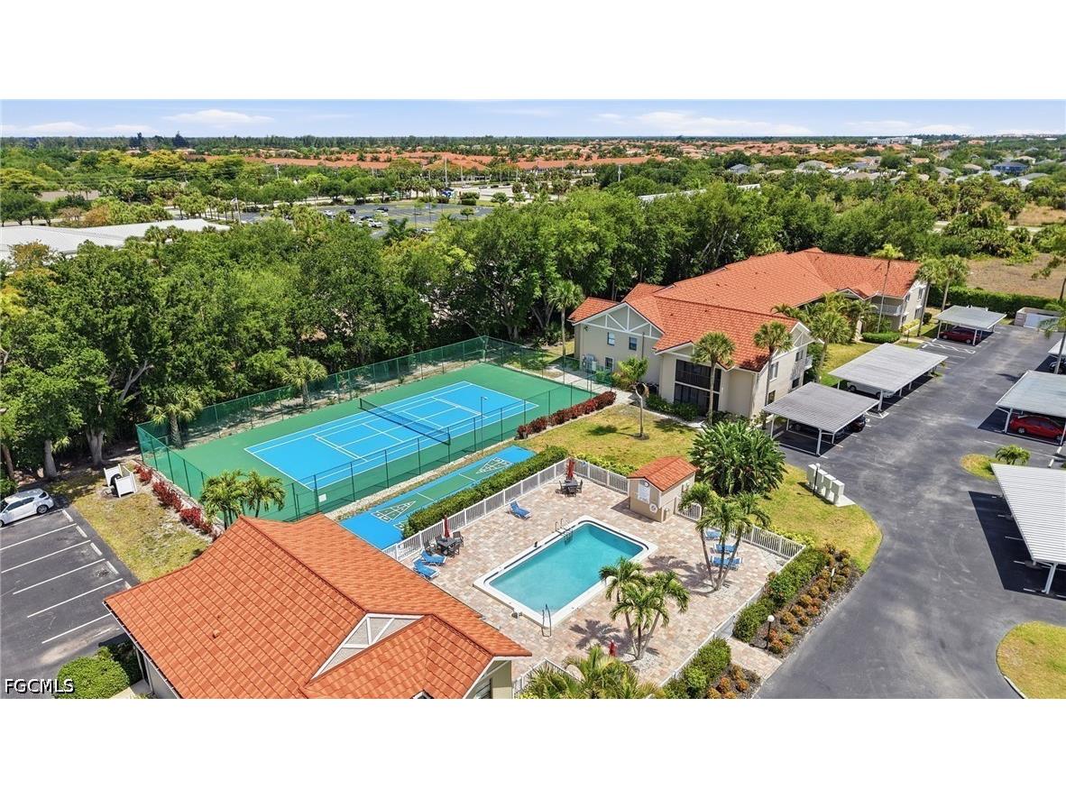 9627 Eaton Gardens Lane #205 Fort Myers FL 33919 2026019863 image1
