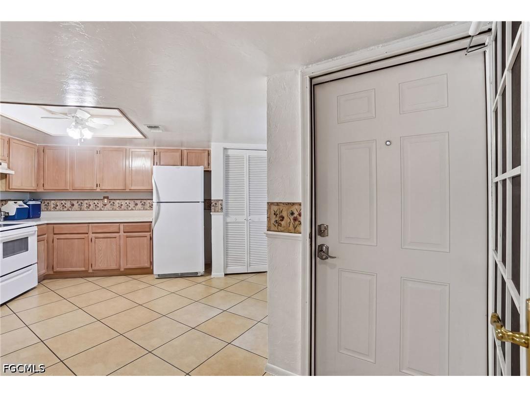 9627 Eaton Gardens Lane #205 Fort Myers FL 33919 2026019863 image12