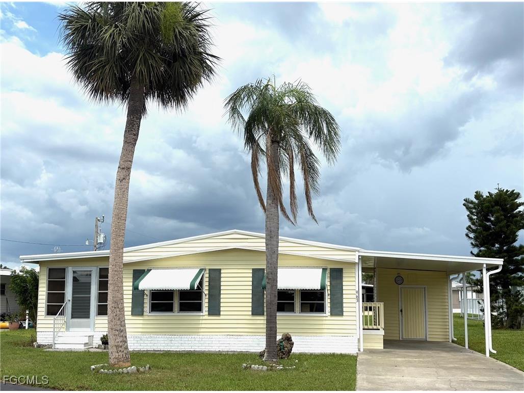 963 Idle Way Drive North Fort Myers FL 33917 2025004153 image1