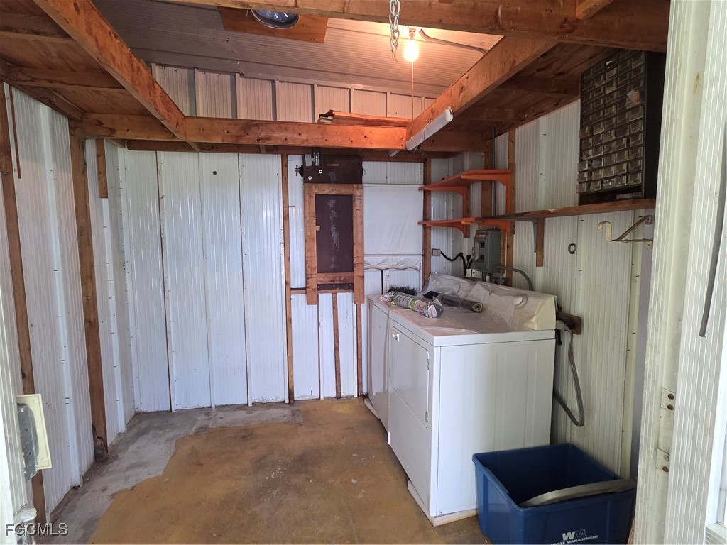 963 Idle Way Drive North Fort Myers FL 33917 2025004153 image32