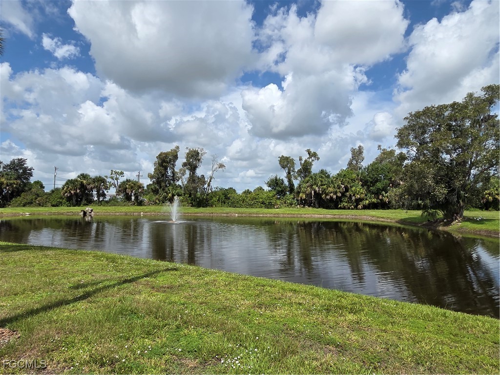 963 Idle Way Drive North Fort Myers FL 33917 2025004153 image4